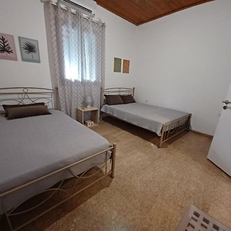 Beach House For Up To 9 People Near Olympia Katakolo Extérieur photo