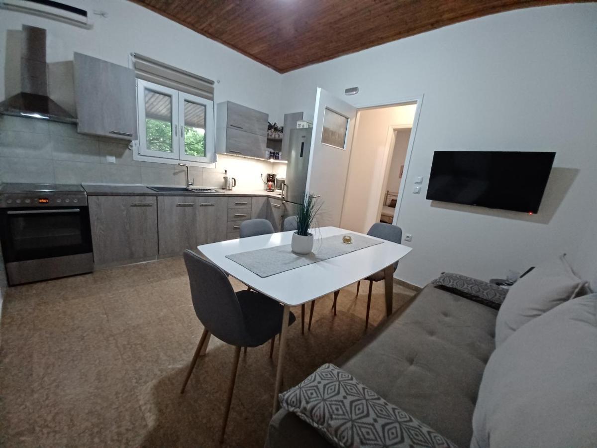 Beach House For Up To 9 People Near Olympia Katakolo Extérieur photo